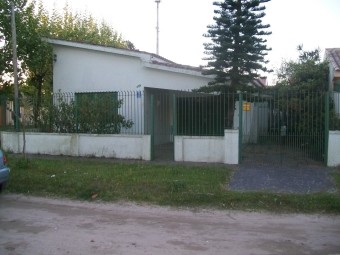 O presente trabalho consistiu na verificação das conformidades técnicas e funcionais de uma edificação, com especial atenção se há ou não infiltrações de águas pluviais. Cód:3305P