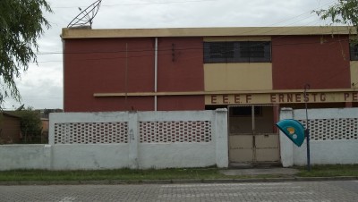 Verificao de configurao de invaso, dado a existncia de uma casa em terreno utilizado por uma escola pblica estadual. Cd:3170P