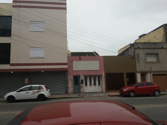 Perícia envolvendo recalque de fundações de um edifício de três pavimentos. Cód:3665P