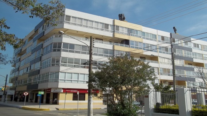 Perícia de patologias derivadas de infiltrações de umidade, no Condomínio Praia Bella. Cód:3140P